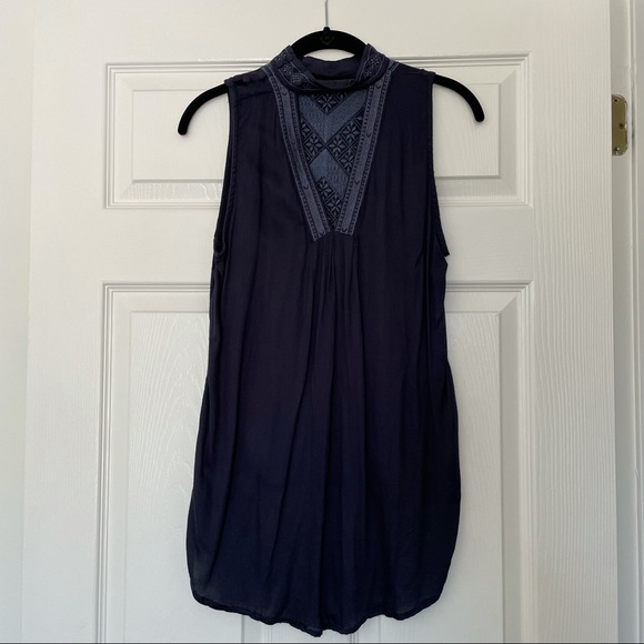 Anthropologie Embroidered Sleeveless Blouse - Picture 3 of 4